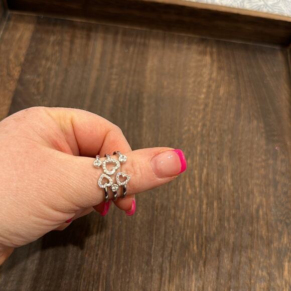 Floating hearts cubic zirconia fashion ring size 8 - Picture 1 of 7